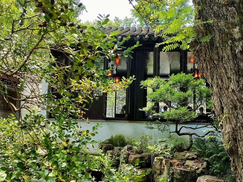 Suzhou and Zhujiajiao Private Guided Day Trip from Shanghai - Lunch in Suzhou and Zhujiajiao style, how to handle the pay-as-you-go part