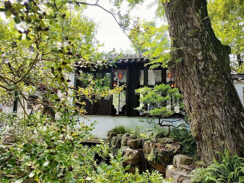 Suzhouand Zhouzhuang Private Guided Day Trip from Shanghai - Lunch Break in Between Towns: Plan for Food Time