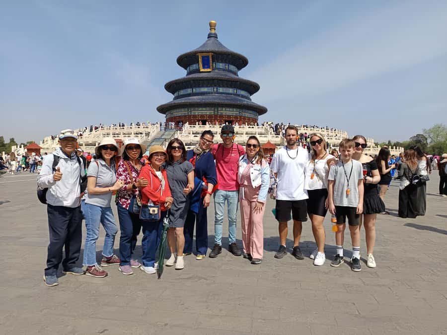 Temple Heaven, Summer Palace, Lama Temple, Hutong Bus Tour - Bird’s Nest night views: a fun finish to a packed schedule