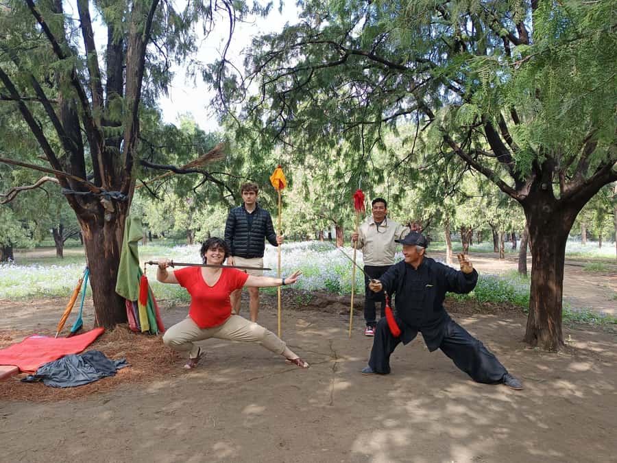 Temple Heaven, Summer Palace, Lama Temple, Hutong Bus Tour - Guides make or break the experience, and this one has strong patterns