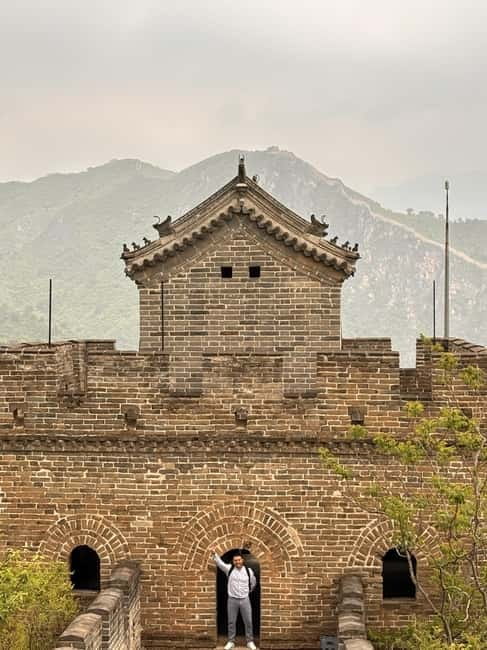The Lakes & Peaks Great Wall at West Mutianyu with Cruise - Why the guide quality matters more than you think