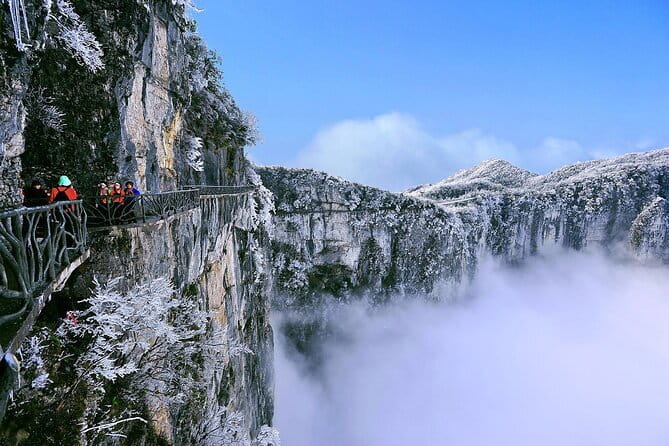 Top Zhangjiajie Mini Group Tour: Glass Bridge & Tianmen Mountain - Glass Bridge and Heaven’s Gate in One Day, Without the Shopping Trap