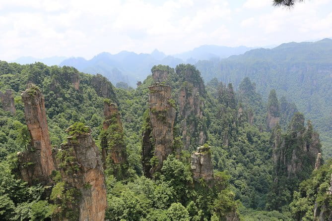 Top Zhangjiajie Mini Group Tour: Glass Bridge & Tianmen Mountain - Stop 2: Zhangjiajie Glass Bridge, the world’s record pressure in your footsteps