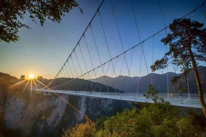 Top Zhangjiajie Mini Group Tour: Glass Bridge & Tianmen Mountain - Price and what you actually get for $109