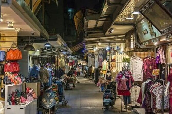 Translator Shopping Assistant and Business Tour Guide Service - Price and value: what you’re paying for at $180 per person