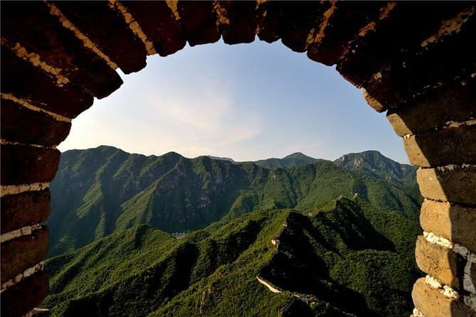 VIP Hiking Adventure Tour for Jiankou Great Wall - The Jiankou section: zigzags, a ladder, and steep ruined wall climbing