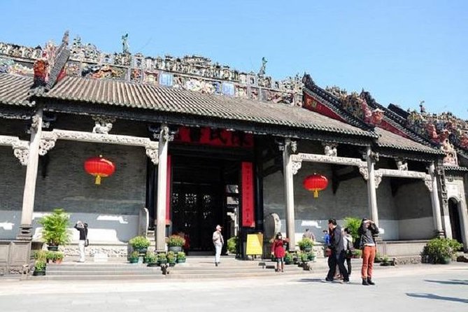 Visa-Free Private City Tour for Guangzhou Airport Layover Visitor - Liwan Lake Park: a free breather in the middle of the day