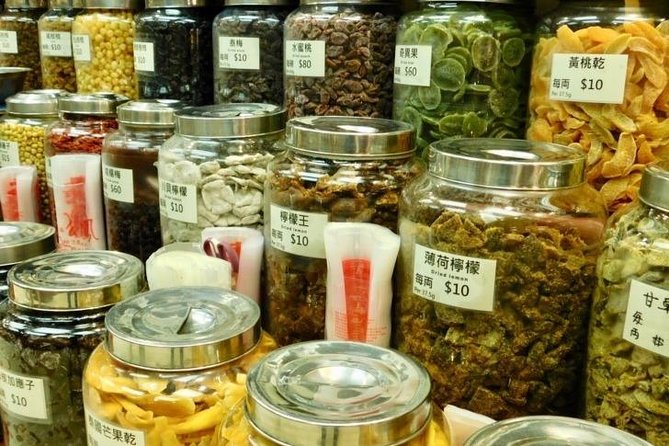 Walking Tour in Hong Kong - Local Experience (New & Best) - Starting in Central: getting your bearings without fuss