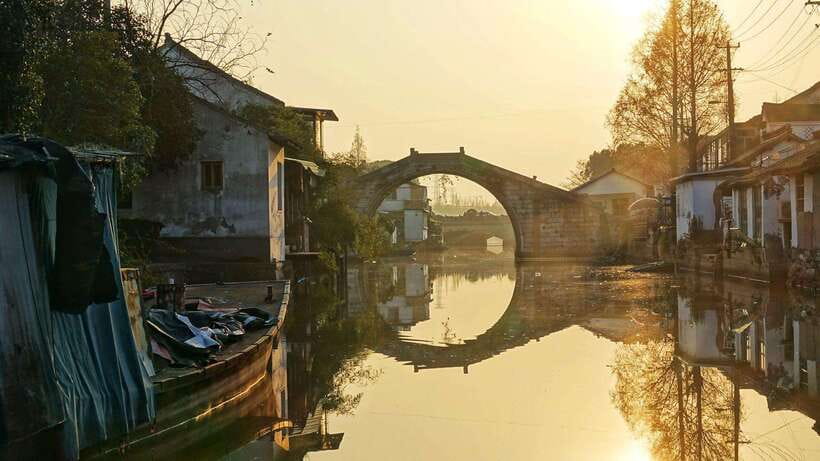 Water Town Zhujiajiao Shanghai: Boat Ride,Sights,Bites&Sips - Practical tips so the day stays comfortable