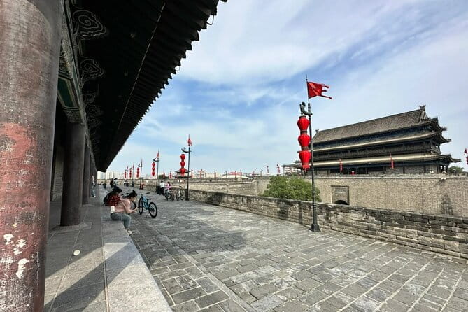 Xi'an 2-Day Customized Tour: Terracotta Army & City Highlights - Who should book this tour, and who might want a different plan