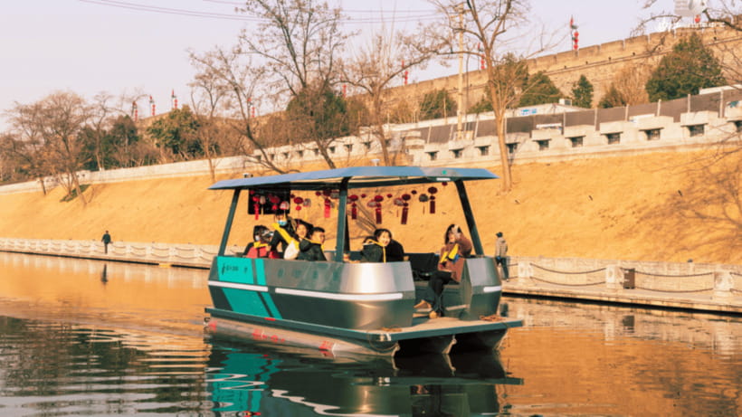Xi'an: City Wall Moat Smart Boat Tour - Quick take: what makes this smart boat moat tour worth your time