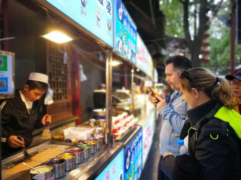 Xi'an: City Wall & Old Town Walking Tour w/ 10+ Food Tasting - The Private Guide Difference: What You Can Expect From Names Like Rosa
