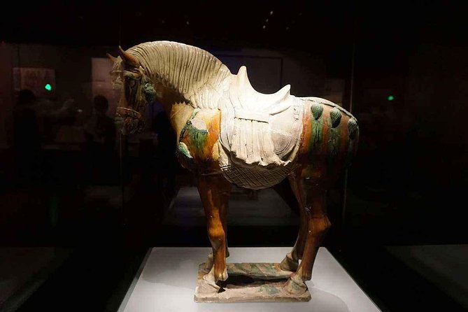 Xi'an Full Day Sightseeing Tour - Shaanxi History Museum, Big Wild Goose Pagoda, Ancient City Wall - Shaanxi History Museum: Qin-era origins and Ming statues in 90 minutes