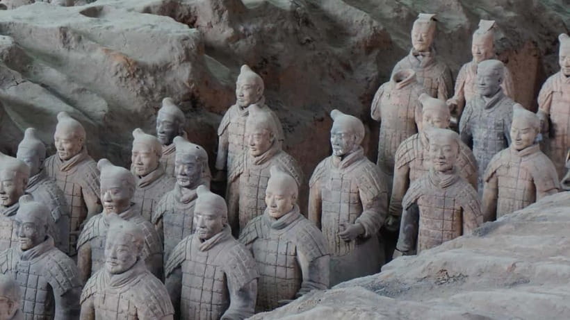 Xi’an Highlights: Terracotta Warriors, City Wall & Food Tour - Terracotta Warriors Museum plus the clay replica stop you will remember