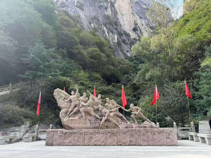 Xi'an: Hua Shan Mountain Private day Tour - Price and Value: Is $240 a Good Deal for Hua Shan?