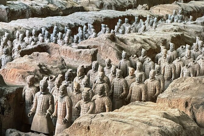 Xi'an Morning Terracotta Army Tour with Local Lunch - Timing and what to bring for a comfortable day