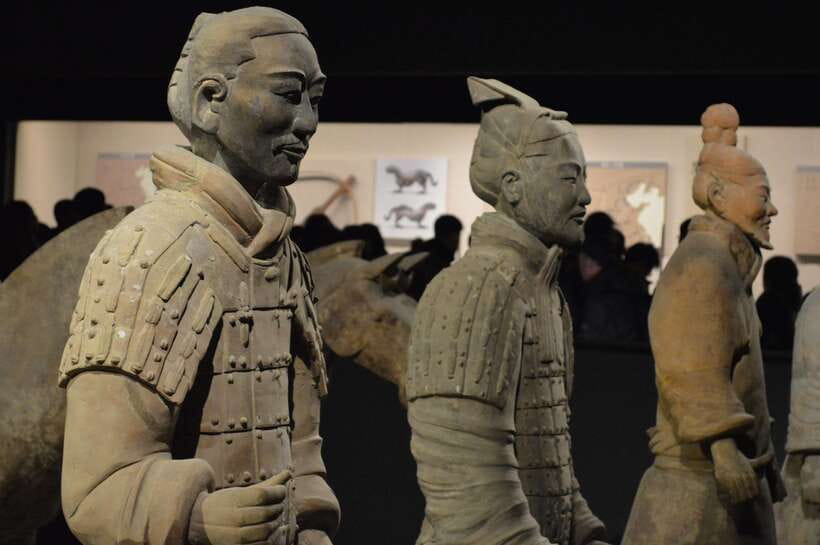 Xi'an: Terracotta Warriors Tour w/Optional Guide or Transfer - What to Expect on the Day: Pace, Pace, Pace