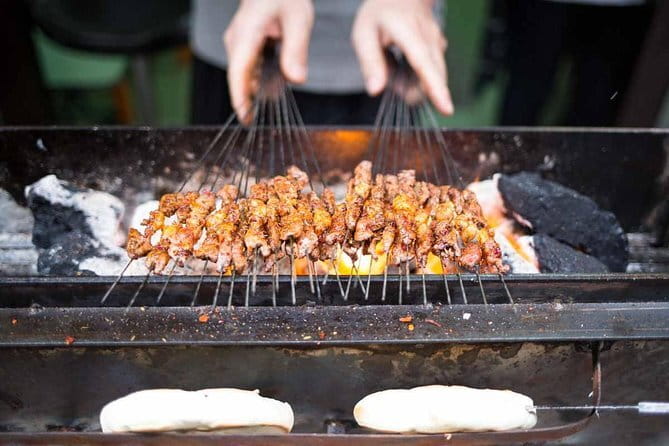 Xi'an Vegetarian Food Tour - Guide Michael: what his presence changes for vegetarians