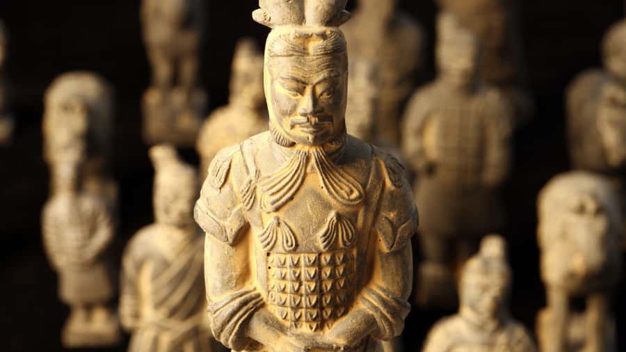 Xian: Bus Tour of Terracotta Warriors With Guide & Lunch - The day’s flow: pickup, drive, then three main stops