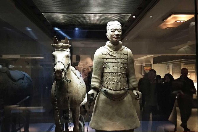 Xian Private Day Tour with Airport Transfer: Terracotta Warriors and City Wall - Private pickup to Xi’an Xianyang, the train station, or your hotel