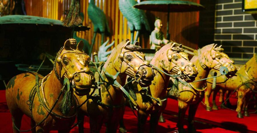Xian Terracotta Amry& Romantic Show & Grand Tang Bright City - Datang Everbright City at night, Tang-style streets and easy sightseeing