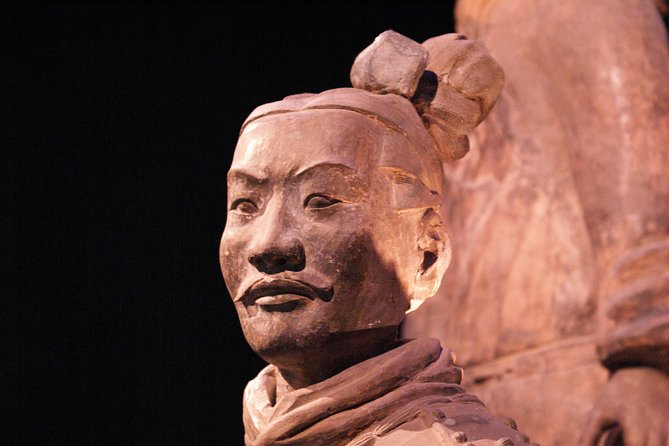 Xian Terracotta Warriors and City Wall Private Day Tour - Guides make the difference: what you should expect from the experience
