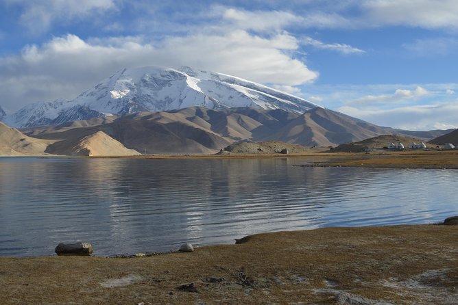 Xinjiang Best Classic Silk Road Tour with Locals - The Karakoram Highway to Tashkurgan: high-altitude walks and mountain villages