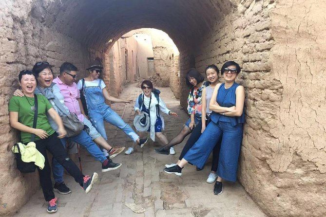 Xinjiang Best Classic Silk Road Tour with Locals - Turpan essentials: karez water systems, Emin Minaret, and cave complexes