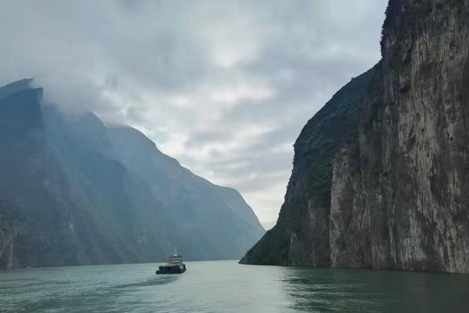 Yangtze River Cruise from Yichang to Chongqing Upstream in 5 Days 4 Nights - Key things to know before you book