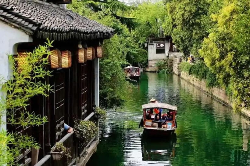 Yu Garden, Old Street, Bund & Zhujiajiao Water Town Bus Tour - Key points