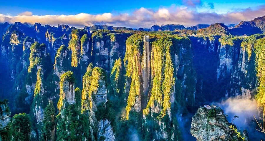 Zhangjiajie: 2-Day National Forest Park & Glass Bridge Tour - Day 1: East Gate to Yuanjiajie, where the elevator does the heavy lifting