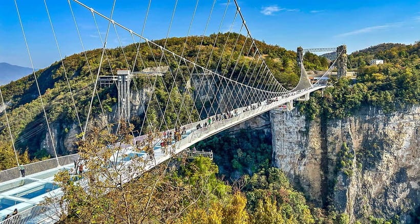 Zhangjiajie: 2-Day National Forest Park & Glass Bridge Tour - Hallelujah Mountain and the best-known park stops (and how much walking to plan)