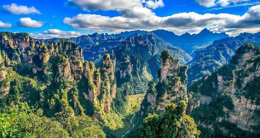 Zhangjiajie: Mini Group Day Tour with Bailong Elevator - Tianzi Mountain: Thousands of Pillars, Sunset Timing, Helong Park