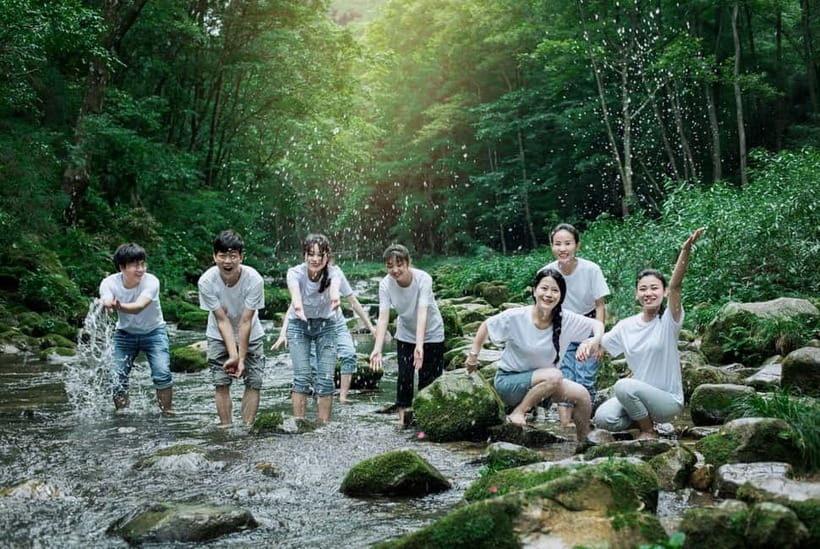 Zhangjiajie: National Forest Park 1-Day VIP Private Tour - Jinbianxi Stream: the calmer stretch that breaks up the intensity