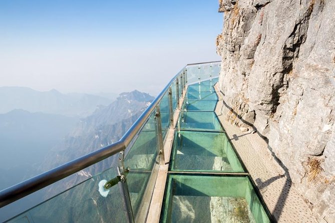 Zhangjiajie Tianmen & Glass Bridge Private All-Inclusive Tour - The 28-minute cable car ride: where you spot the park vibe