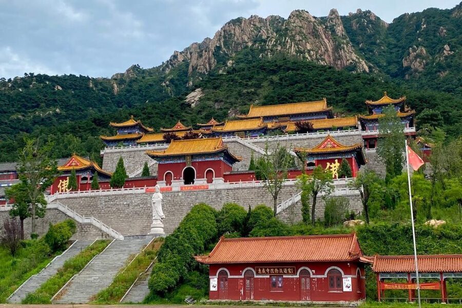 Zhengzhou: Private Tour to Shaolin Temple & Longmen Grottoes - Who This Tour Fits Best (and Who Might Skip It)