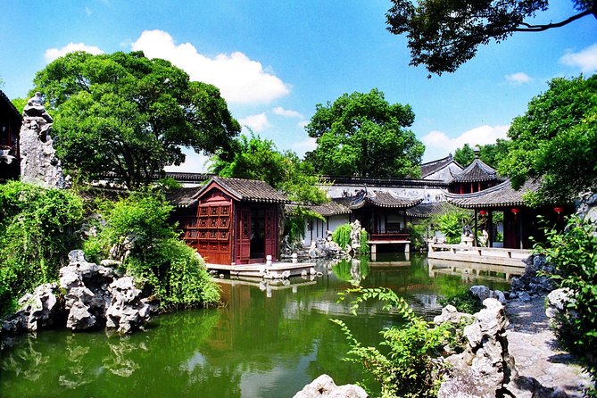 Zhouzhuang and Tongli Self-Guided Tour from Suzhou with Drop-off Options - Tongli Town: canals, Tuisi Garden, and the lucky ring bridges