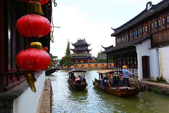 Zhujiajiao Water Town and Shanghai City Flexible Private Tour - Yuyuan Old Street: a flexible afternoon that stays low-pressure