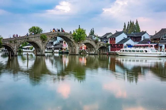Zhujiajiao Water Town Self-Guided Tour with Private Transfer from Shanghai - Zhujiajiao Ancient Town: What You Can Do on Your Own