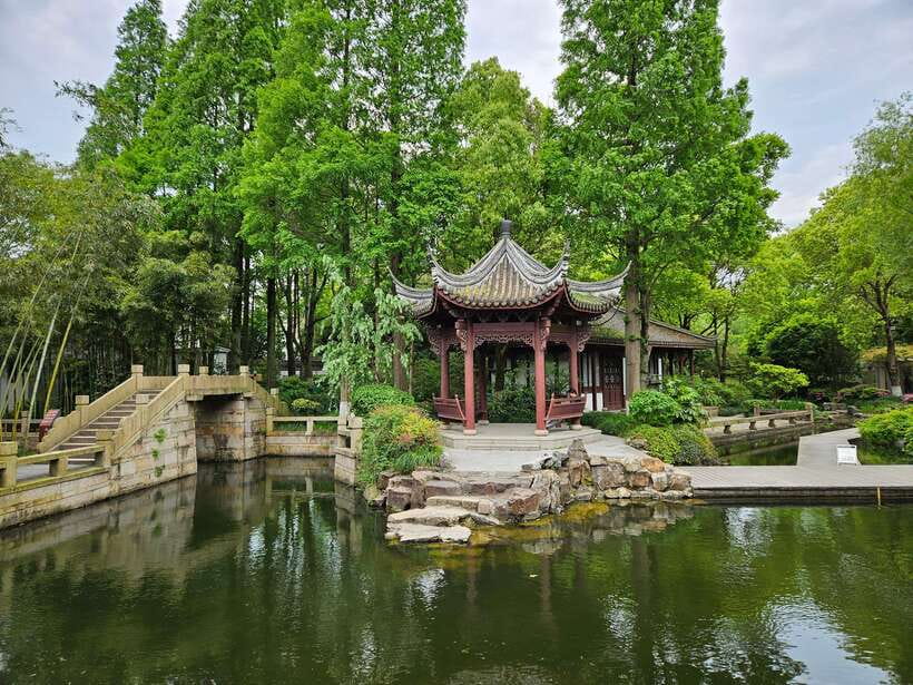 Zhujiajiao Water Village: Private Tour from Shanghai - Why Zhujiajiao Still Feels Special in a One-Day Window
