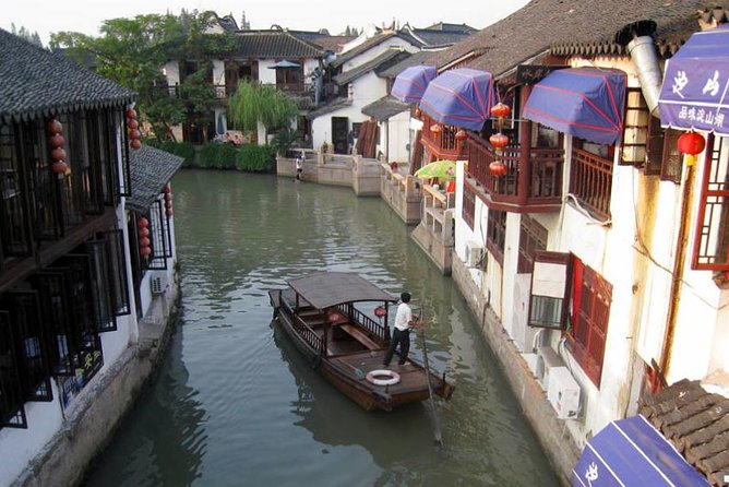 Zhujiajiao Water Village & Seven Treasure Town Day Tour from Shanghai - Two water towns and a silk-and-trades day in 7 hours